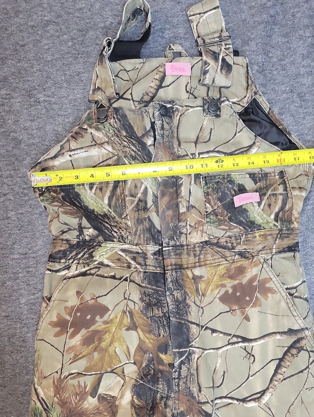 Berne Insulated Camo Bibs Ladies Size 6-8 ~ Short Inseam 26"~ Side Zip Legs - Picture 7 of 15
